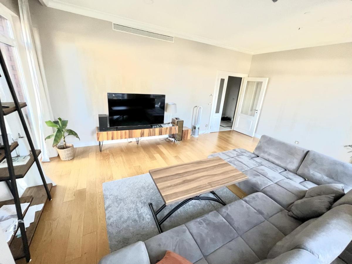 Emaar 2bed+3bath 120sqm Spacious Daire